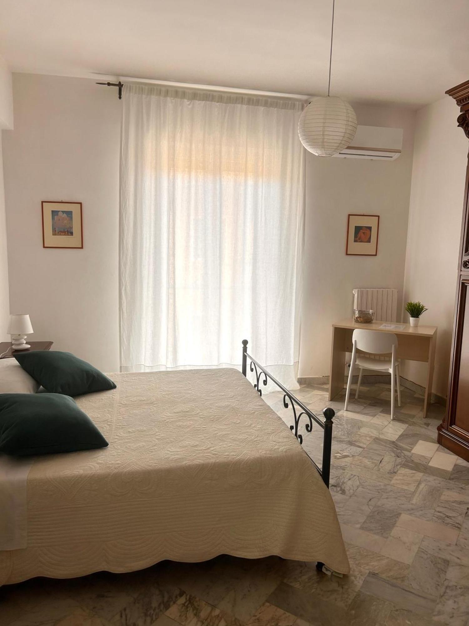 La Casa Di Michelle Hotel Foggia Ngoại thất bức ảnh